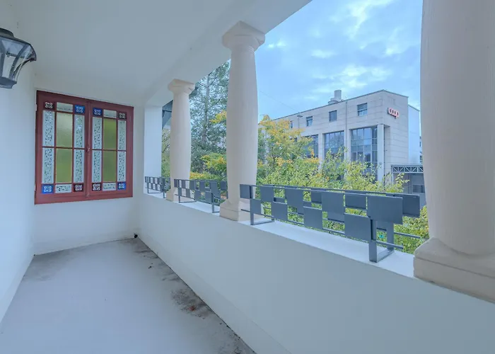 Zentrumsnahes, Stilvolles Nahe Bern-bahnhof Apartament *