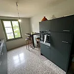아파트 Zentrumsnahes, Stilvolles Nahe Bern-bahnhof 베른