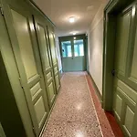 아파트 Zentrumsnahes, Stilvolles Nahe Bern-bahnhof 베른